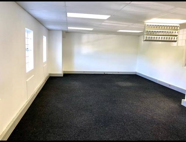 438M² WAREHOUSE TO LET IN WESTLAKE